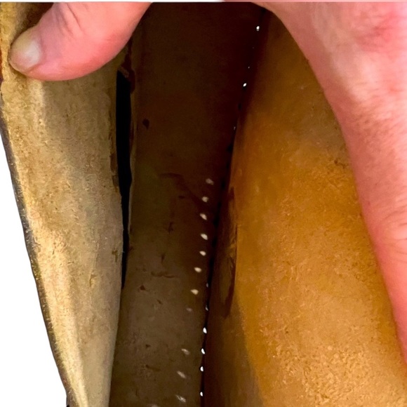 Vintage Hand Tooled, Handmade Leather Saddle Bag - Picture 10 of 12